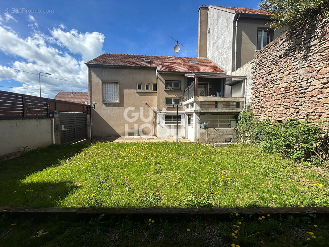 Maison à AUTUN