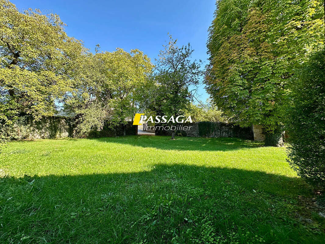 Maison à SEVERAC-LE-CHATEAU