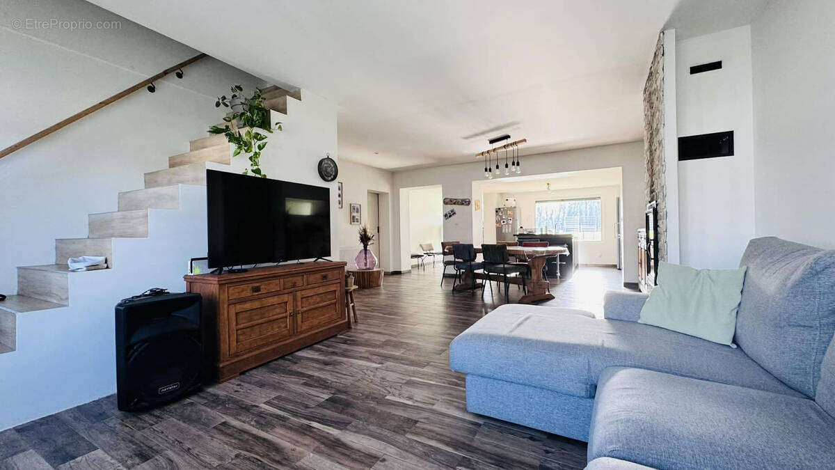 Maison à REBREUVE-RANCHICOURT