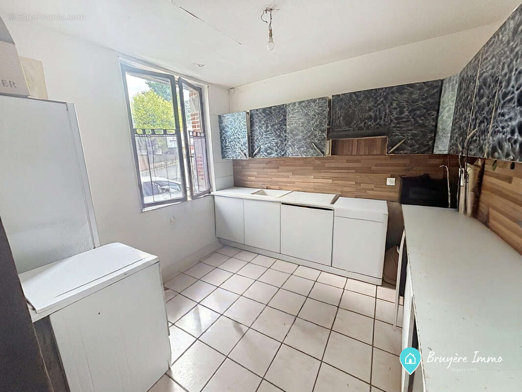 Maison 110 m² à Hirson  - photo 2