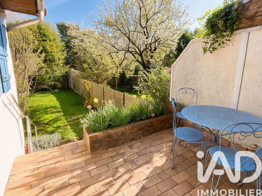 Photo 2 - Maison à LE PERREUX-SUR-MARNE