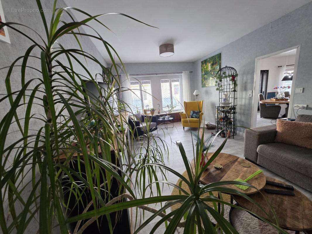 Maison à TOURNON-SAINT-MARTIN