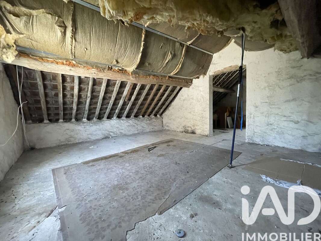 Maison 85 m² à Citry  - photo 4