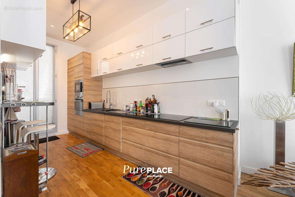Appartement à MARSEILLE-7E
