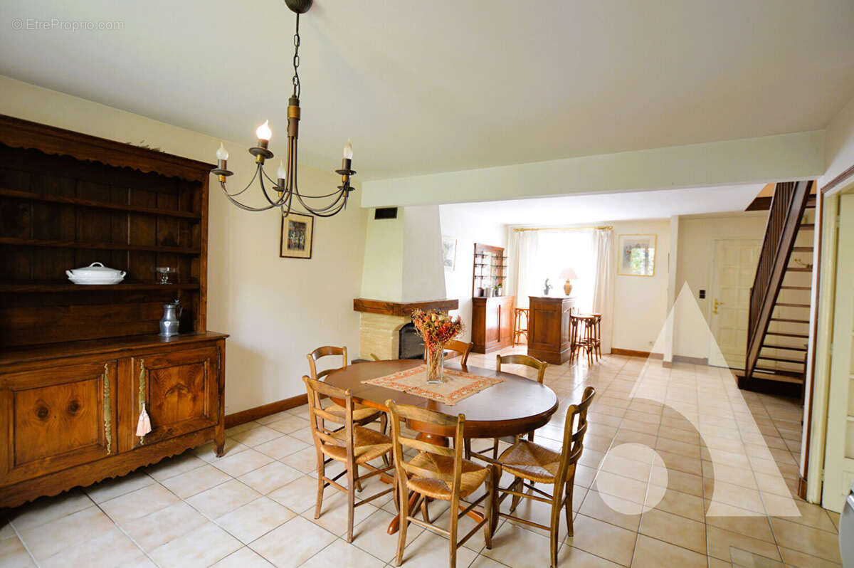 Maison à SAINT-LEU-LA-FORET