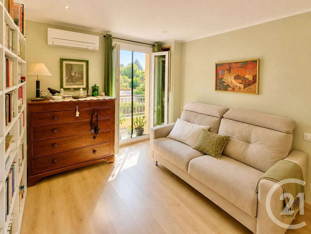 Appartement 73 m² à Menton  - photo 8