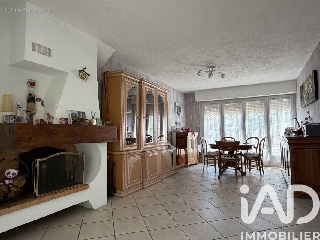 Photo 1 - Maison à CARBON-BLANC