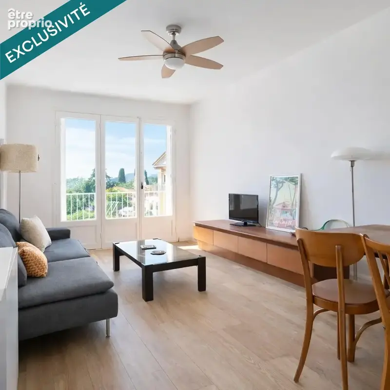 Photo 1 - Appartement à HYERES