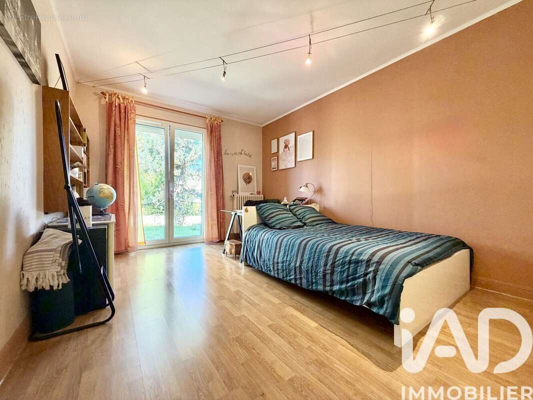 Photo 8 - Maison à SAULX-LES-CHARTREUX