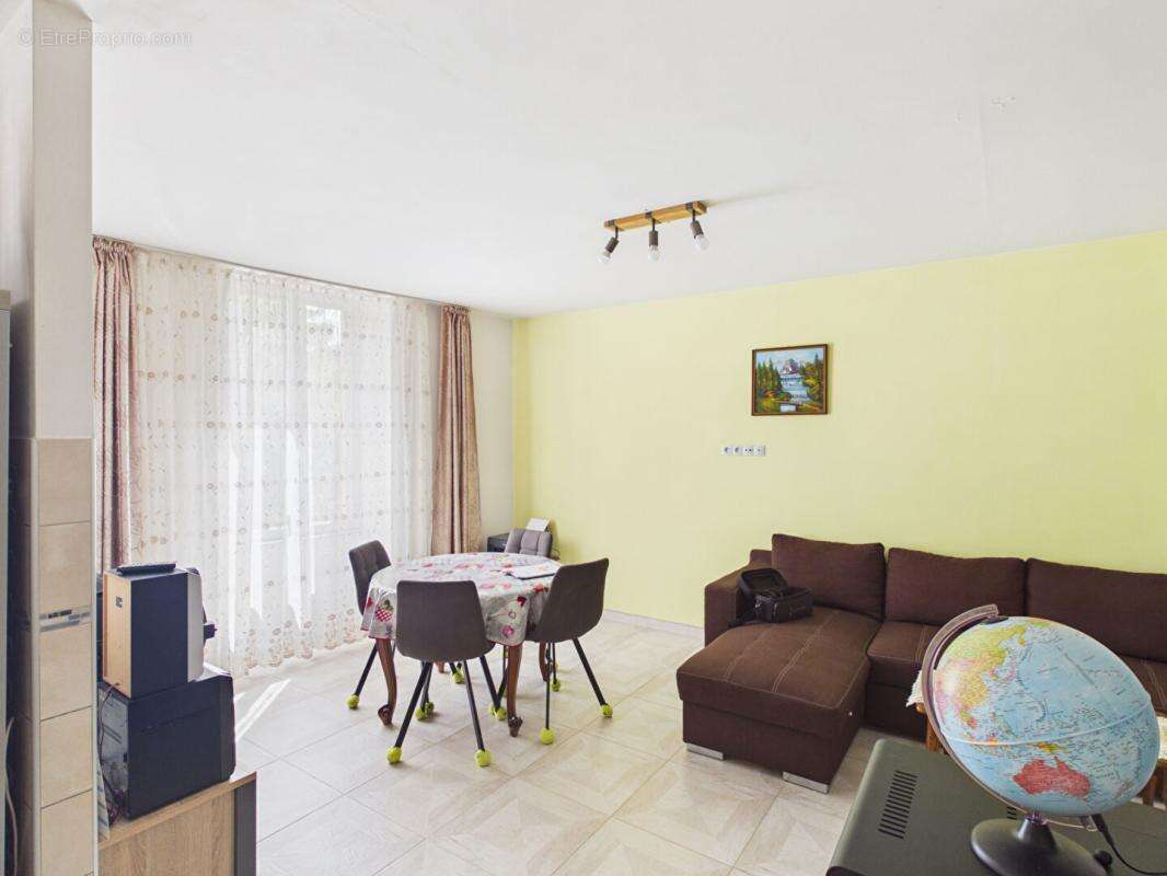 Appartement à BESSEGES
