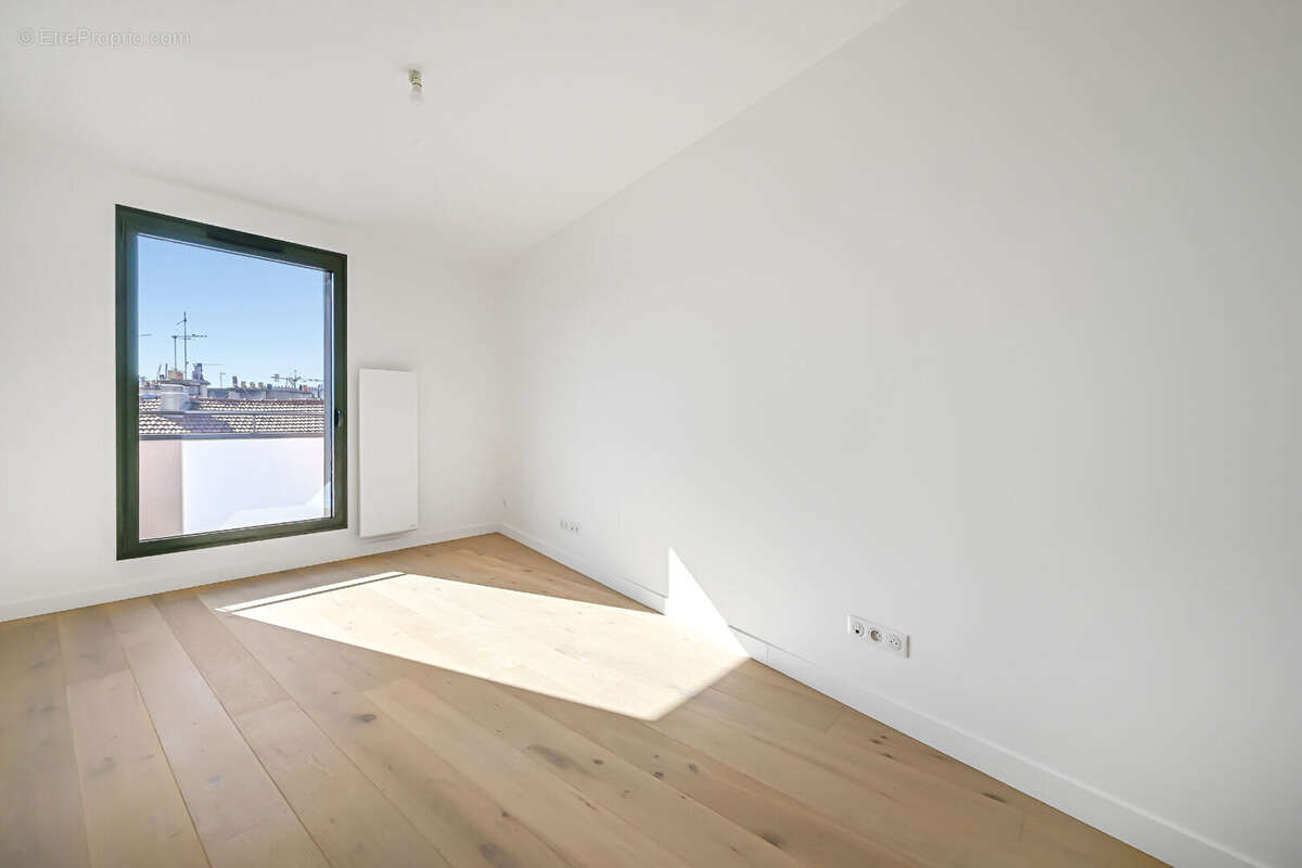 Malakoff - centre ville - dernier étage 5 pièces 4 ch en duplex avec terrasse - frais de notaires réduits - photo 8