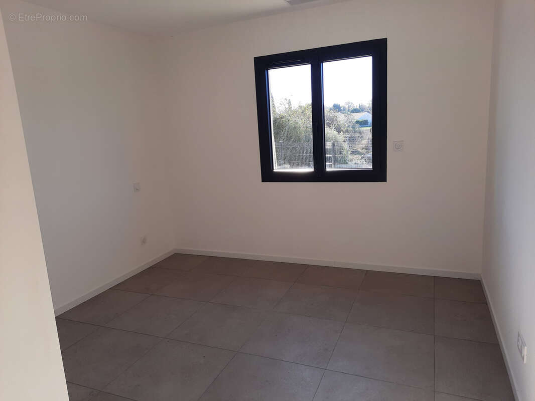 Maison à CUXAC-D&#039;AUDE