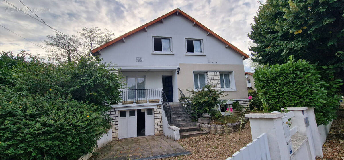 Appartement à LA ROCHE-POSAY