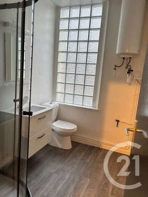 Autre à SAINT-QUENTIN