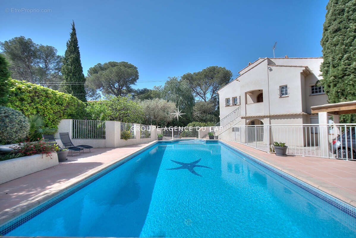 Appartement à SAINT-RAPHAEL