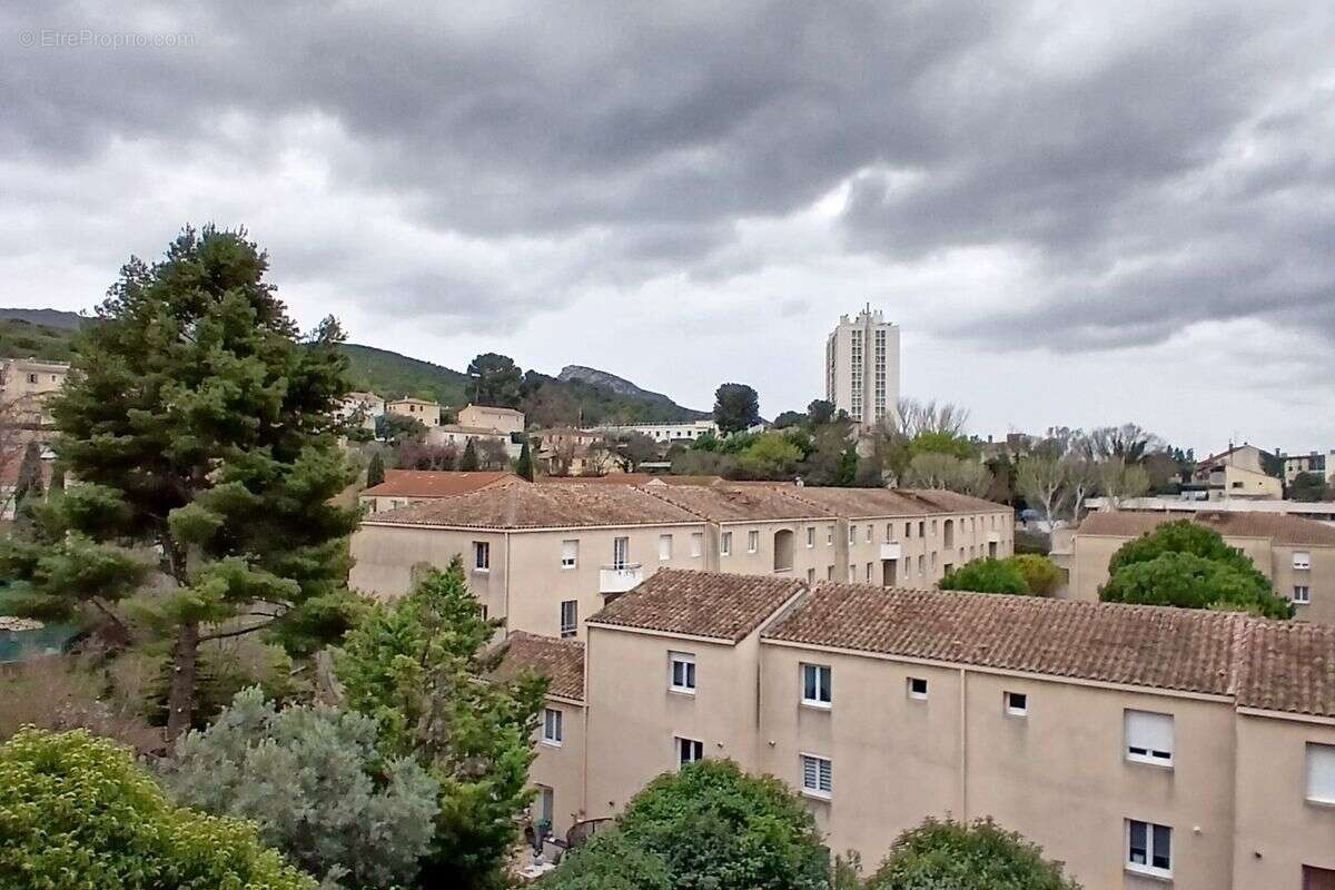 Appartement à MARSEILLE-11E