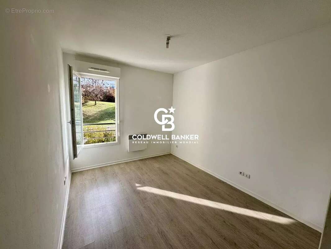 Appartement à VETRAZ-MONTHOUX