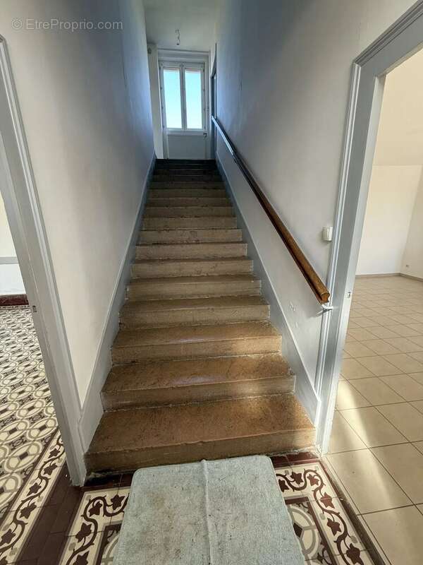 Appartement à SENOZAN