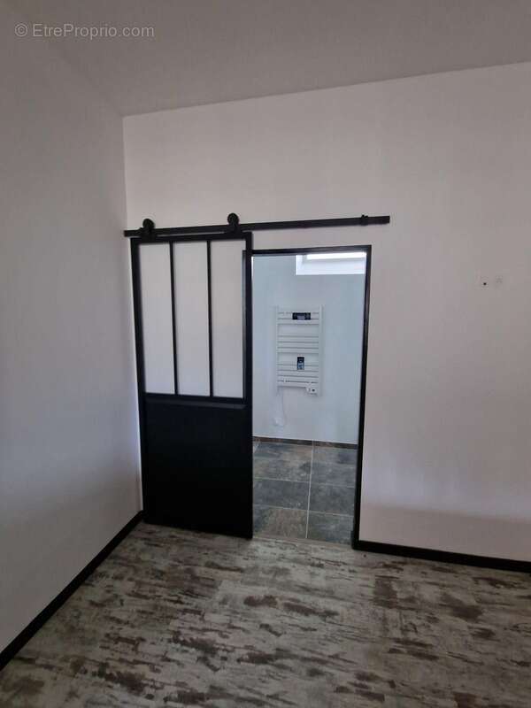 Maison à SAINT-JEAN-D'ANGELY