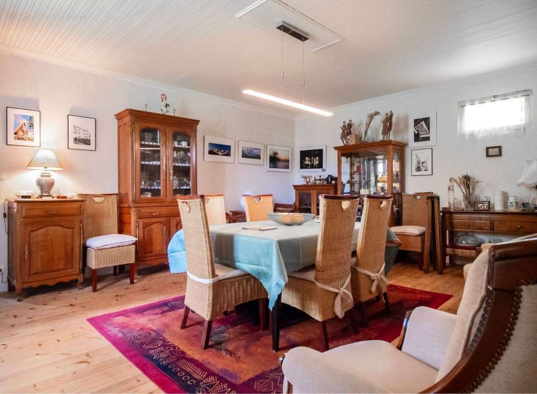 Maison 152 m² à Le Langon  - photo 14