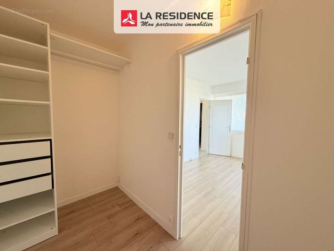 Appartement à VELIZY-VILLACOUBLAY