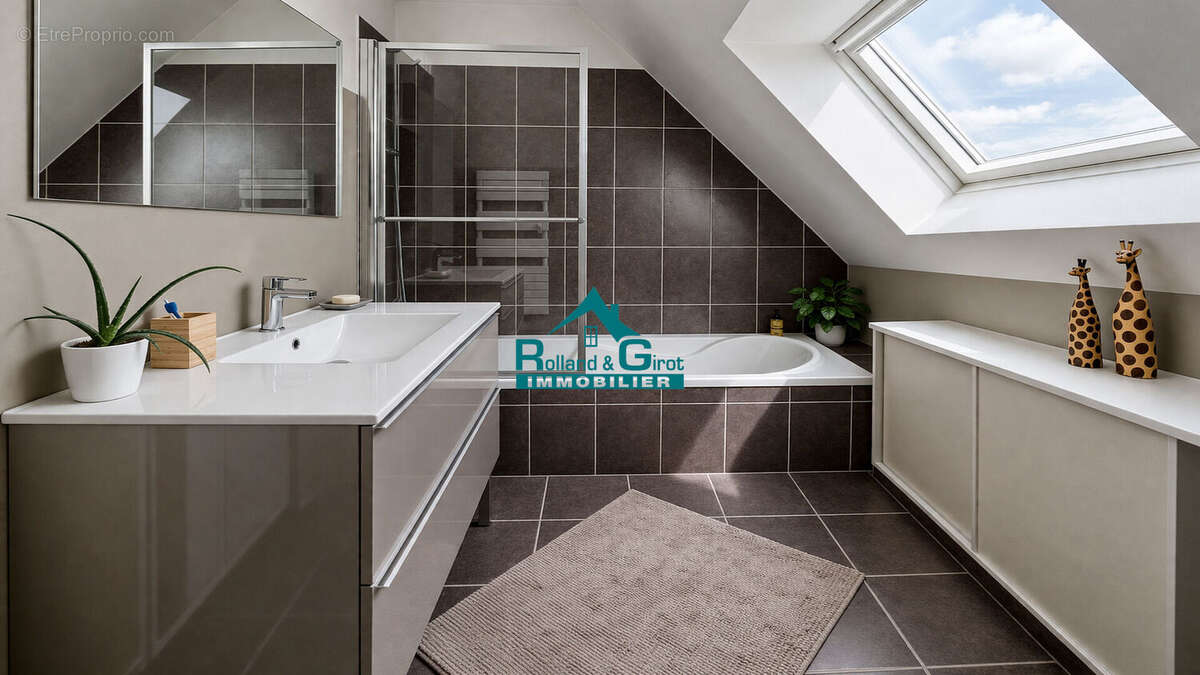 Maison à SENS-DE-BRETAGNE