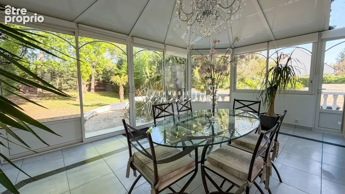 Photo Maison à Medan au prix de 795 000€