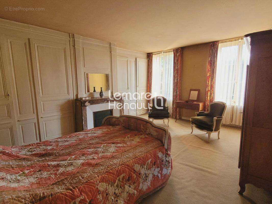 Dreux hyper centre, maison à rénover avec jardin, 5 chambres - photo 9