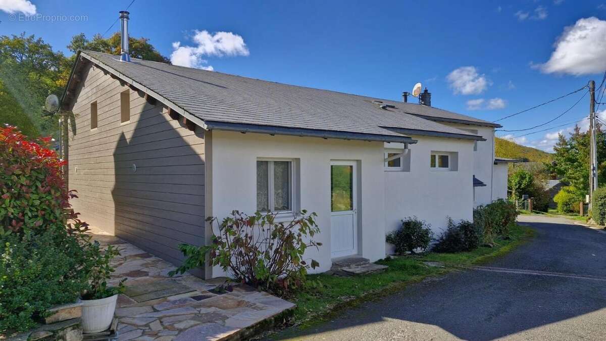 Photo 2 - Maison à LA SALVETAT-SUR-AGOUT