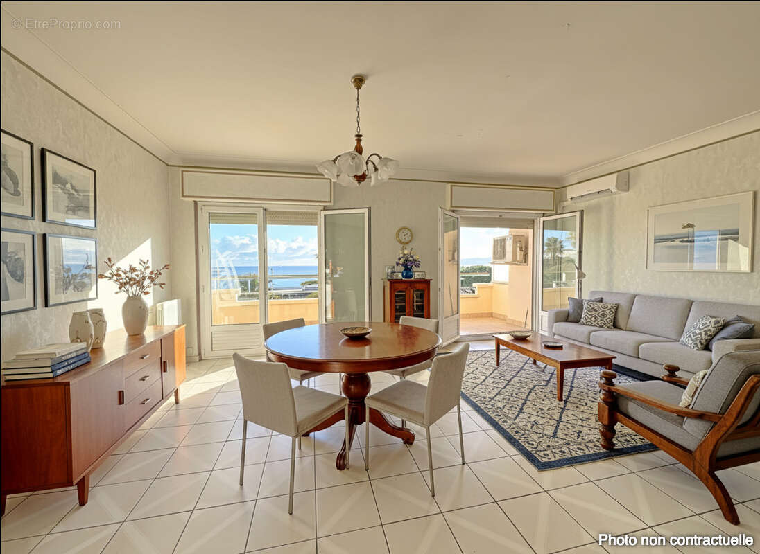 Appartement à FREJUS