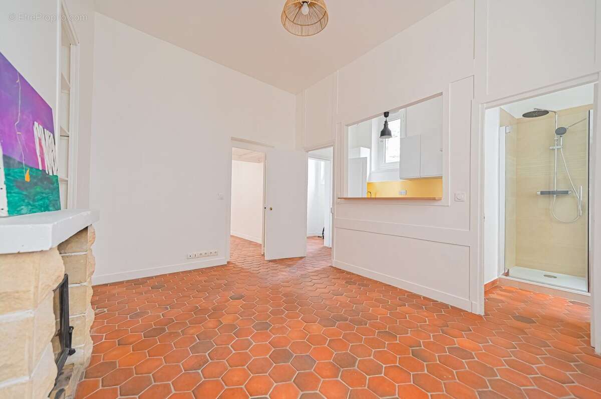 Appartement à PARIS-4E