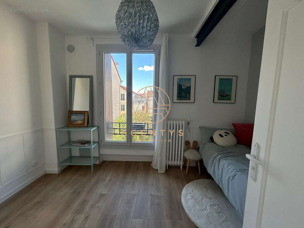 Maison à NOGENT-SUR-MARNE