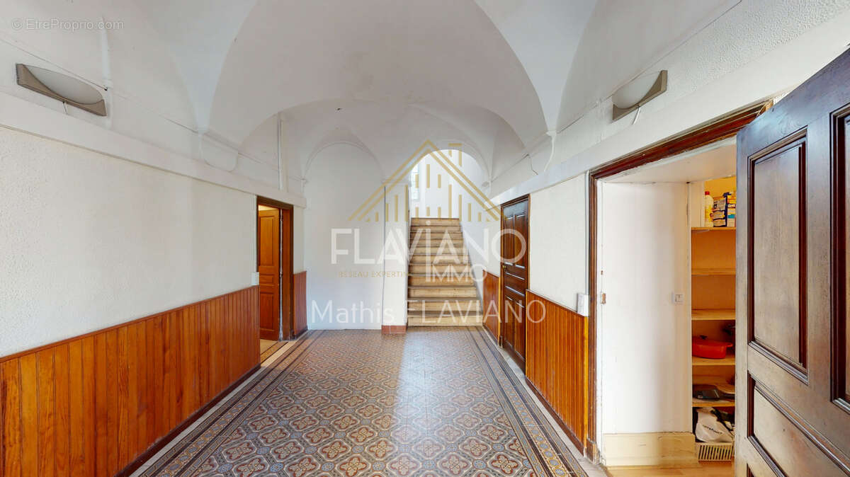 Villa mexicaine - terrain constructible - centre-ville - barcelonnette - photo 12