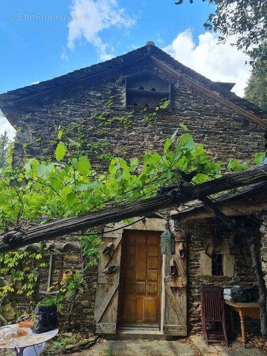 Maison à MOLEZON