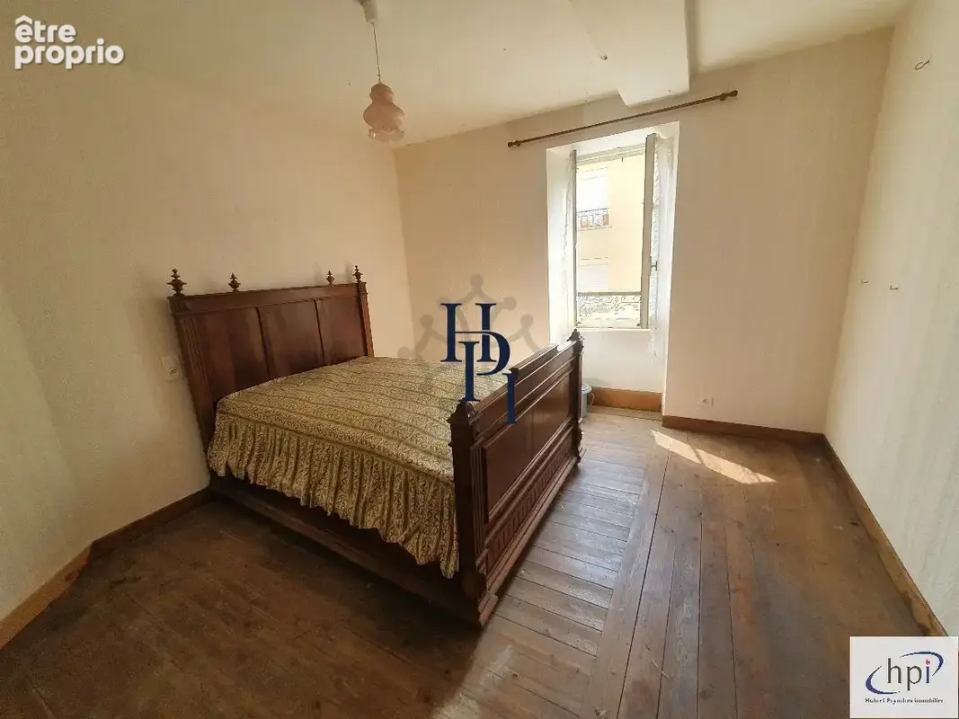 Vente maison de village à rénover avec garage et terrain non attenant - photo 6