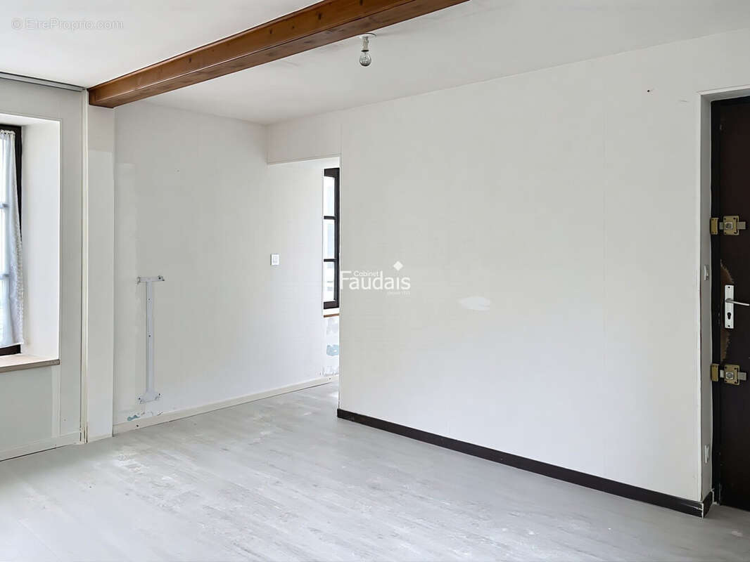 Appartement 44 m² à Coutances  - photo 2