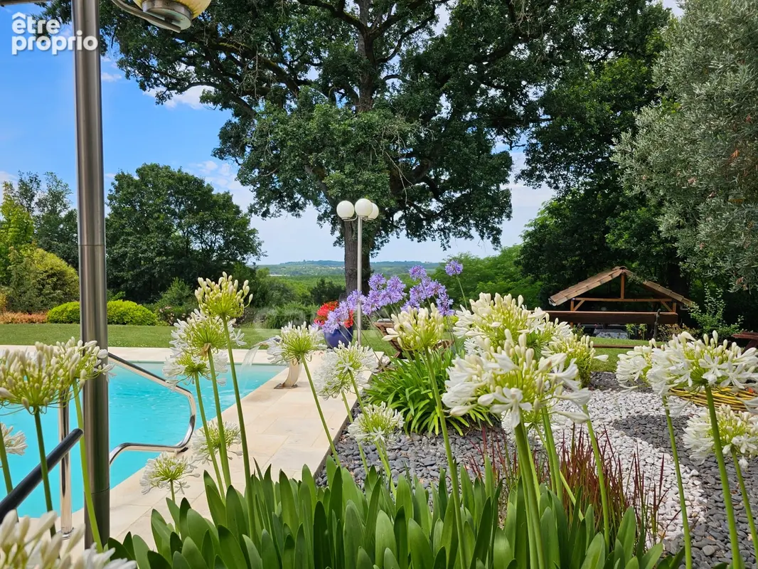 Villa de plain pied - 4 chambres - piscine - terrain de pétanque - garage - cadre naturel privilégié - photo 23
