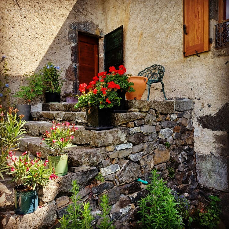 Maison à ALLY
