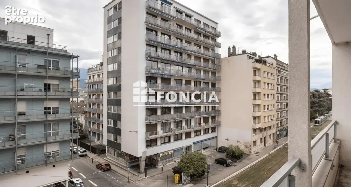EXCLUSIVITE GRENOBLE proche Parc Paul Mistral - av Général Champon ! - photo 9