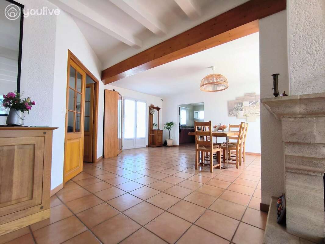 Maison à BOUIN