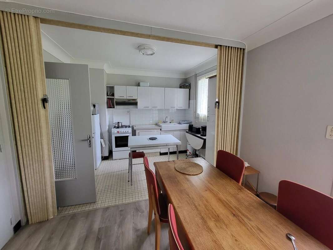 Maison à SAINT-PIERRE-DE-MAILLE