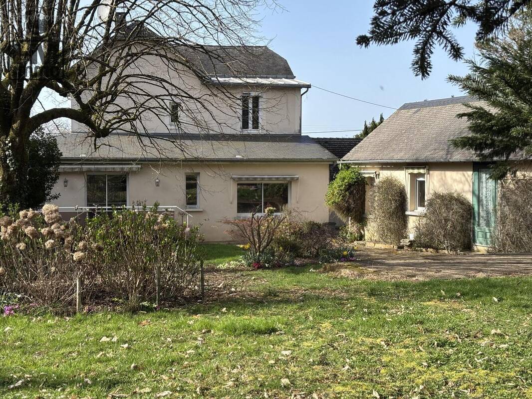 n°4 - Maison à ANGOISSE