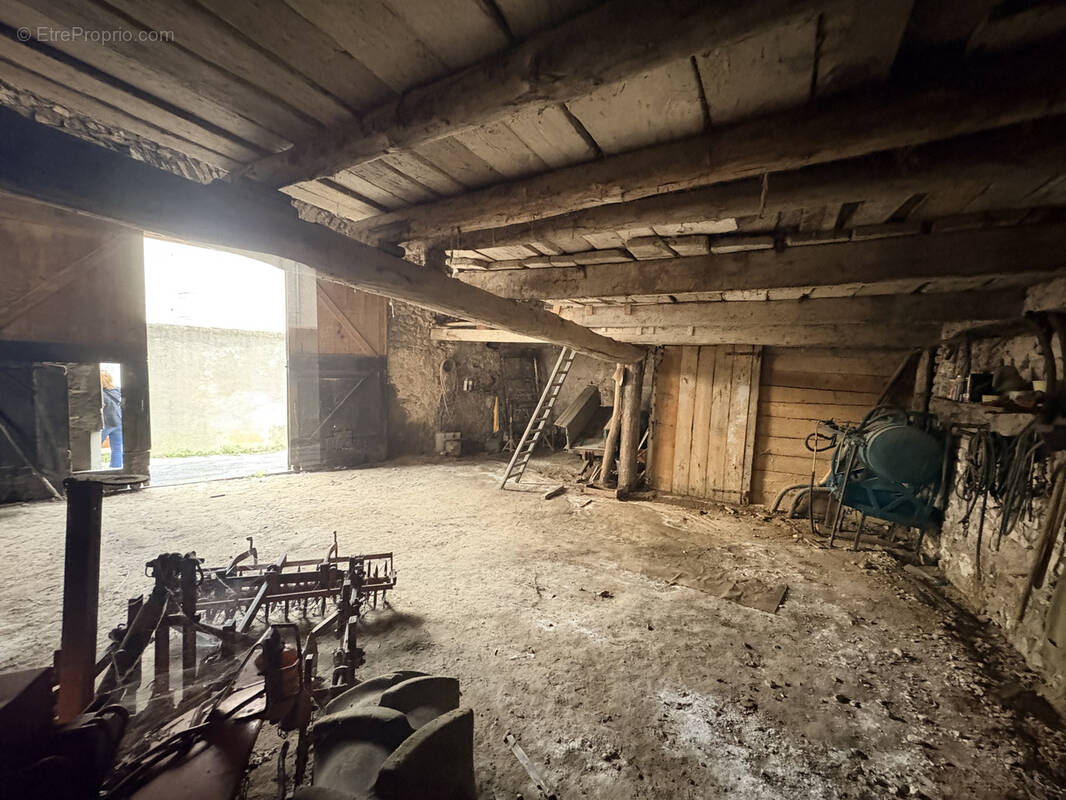 Maison à LA CALMETTE