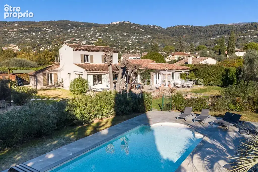 Peymeinade, villa avec vue dégagée sur Cabris, 7 suites, piscine et équipements loisirs - photo 4