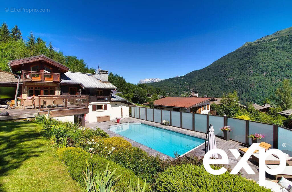 Maison à LES HOUCHES