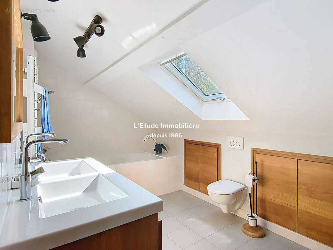 Maison à SATHONAY-CAMP