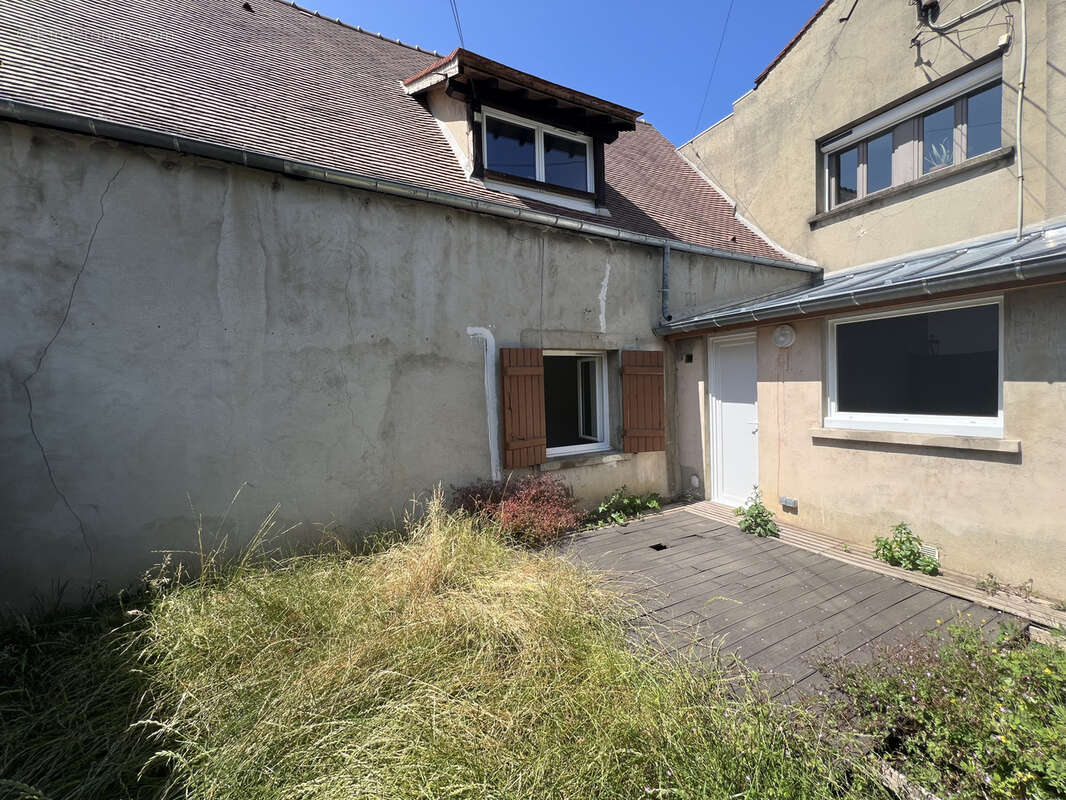 Maison à VILLIERS-SAINT-FREDERIC