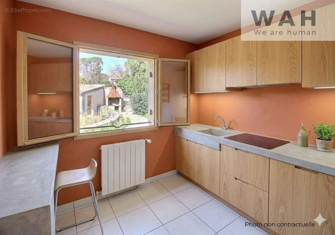 Maison à VIOLS-EN-LAVAL