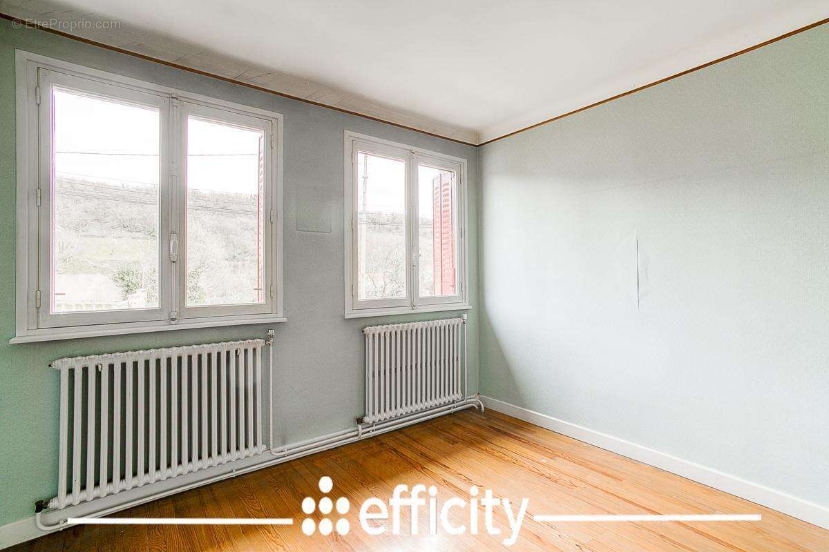 Maison à CHASSE-SUR-RHONE