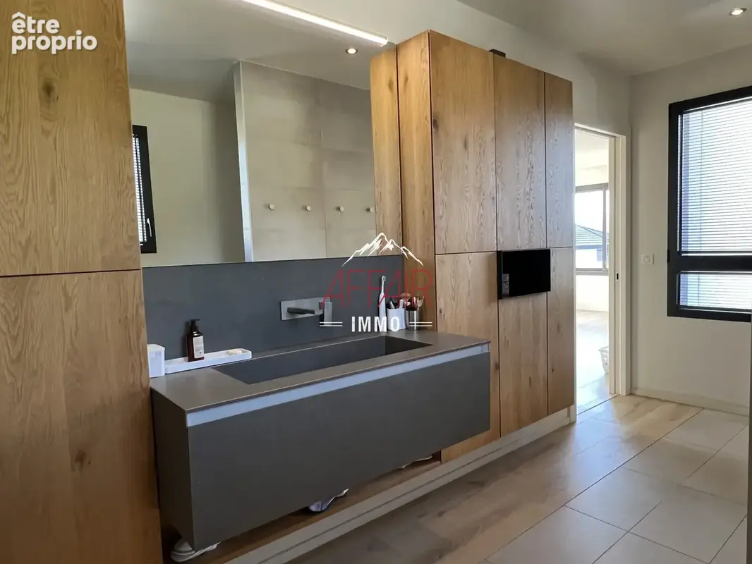 Maison de type 6 aux prestations de qualité, avec piscine - photo 14